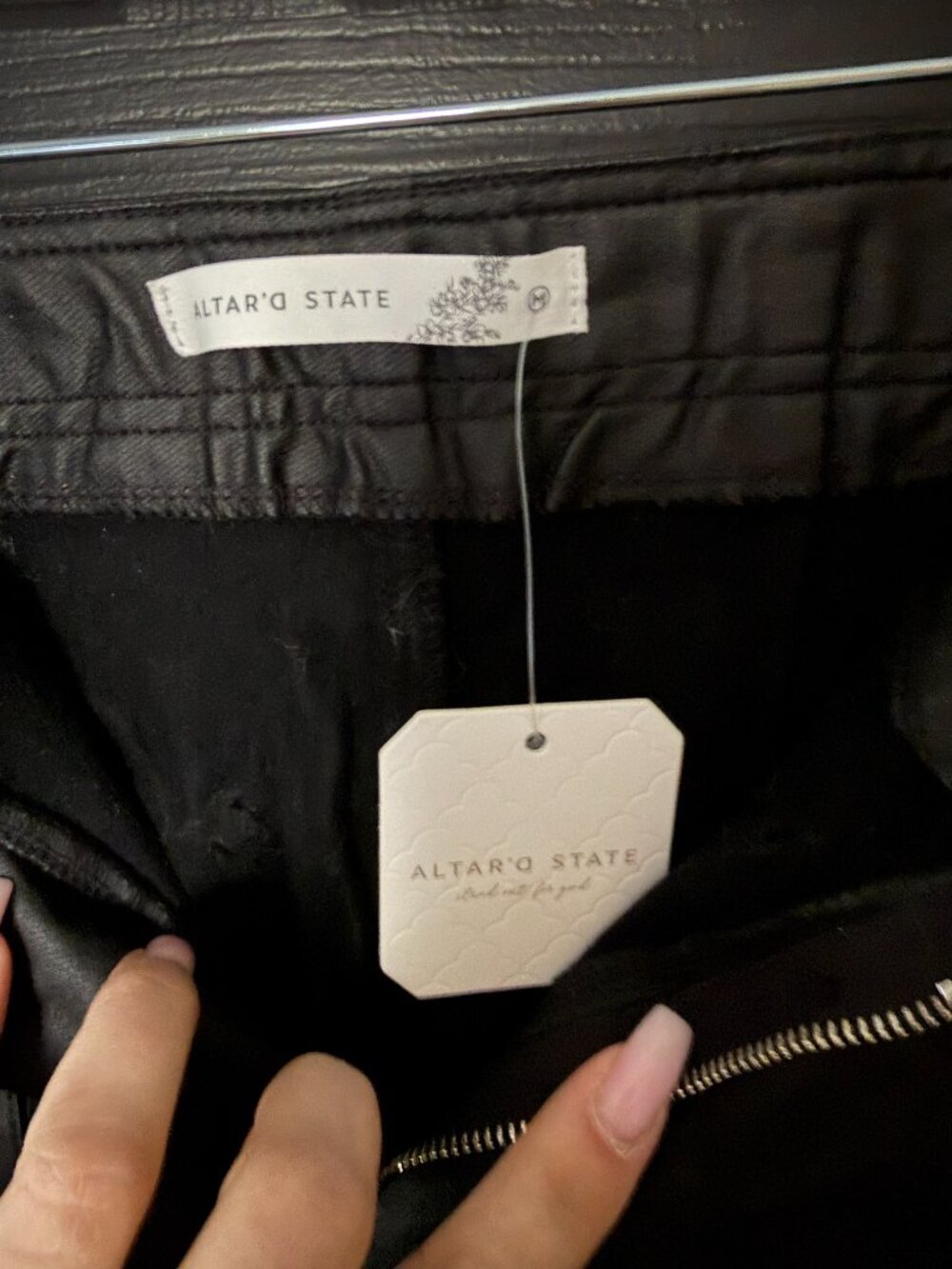 NWT Womens Altar'd State Faux Leather Pants Black Medium - Picture 3 of 4